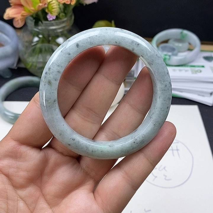 翡翠未镶嵌手镯53.8