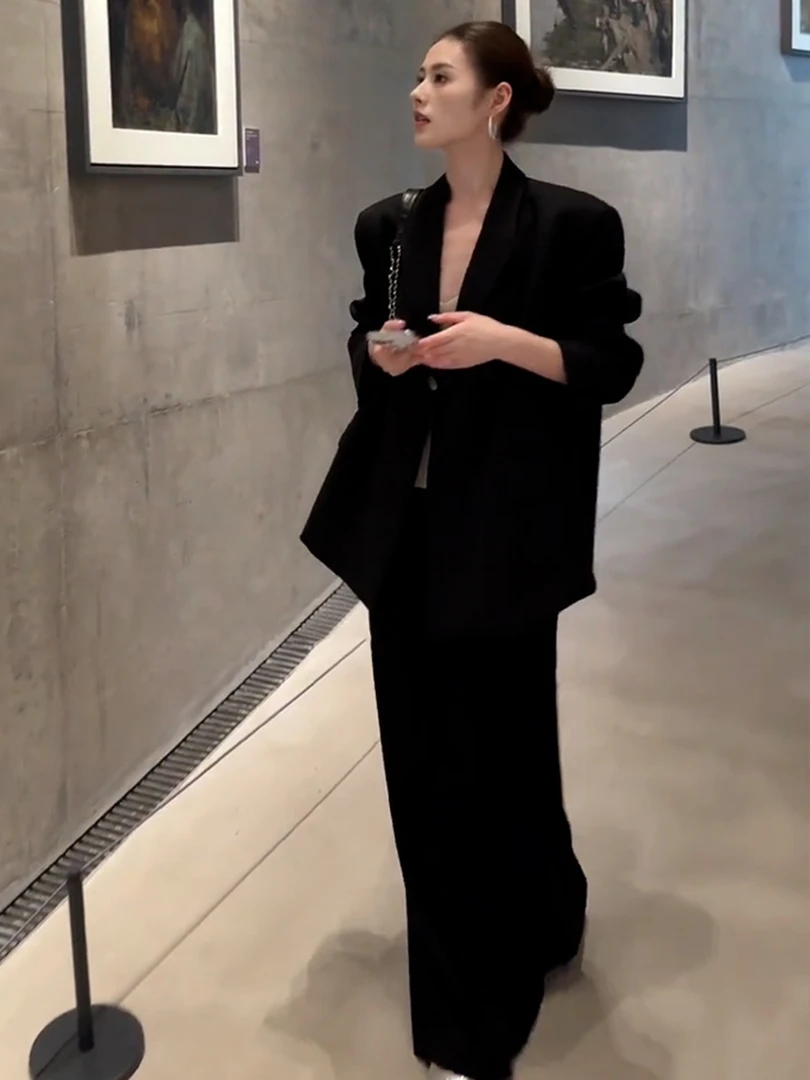 秋季正式场合女神范气质高级感气场强大小香风黑色西装半身裙套装