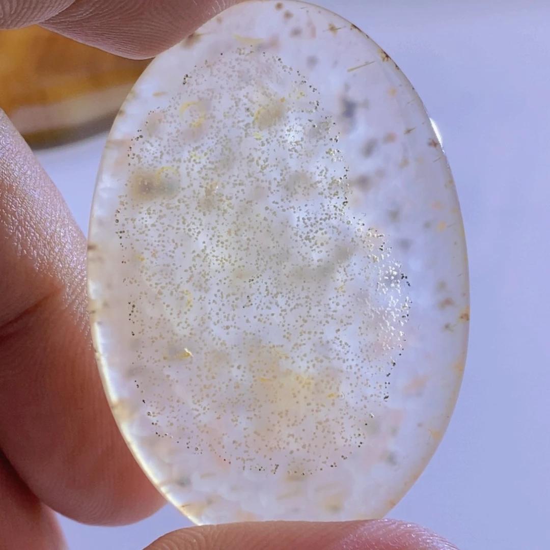 玛瑙/玉髓颈饰未镶嵌丫**?