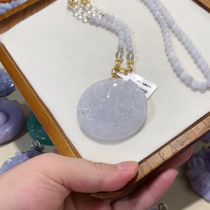 翡翠未镶嵌颈饰翡翠吊坠