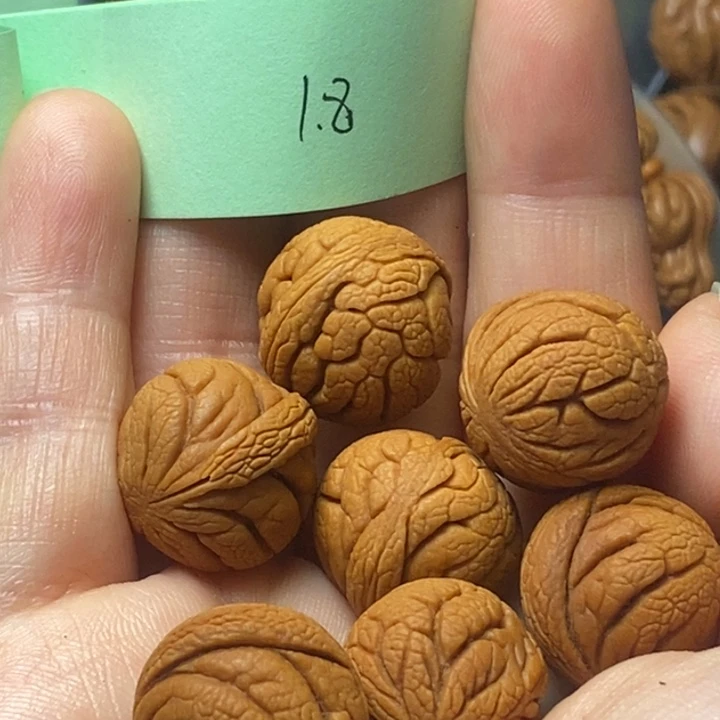 吊坠桃核秦岭山野生桃核