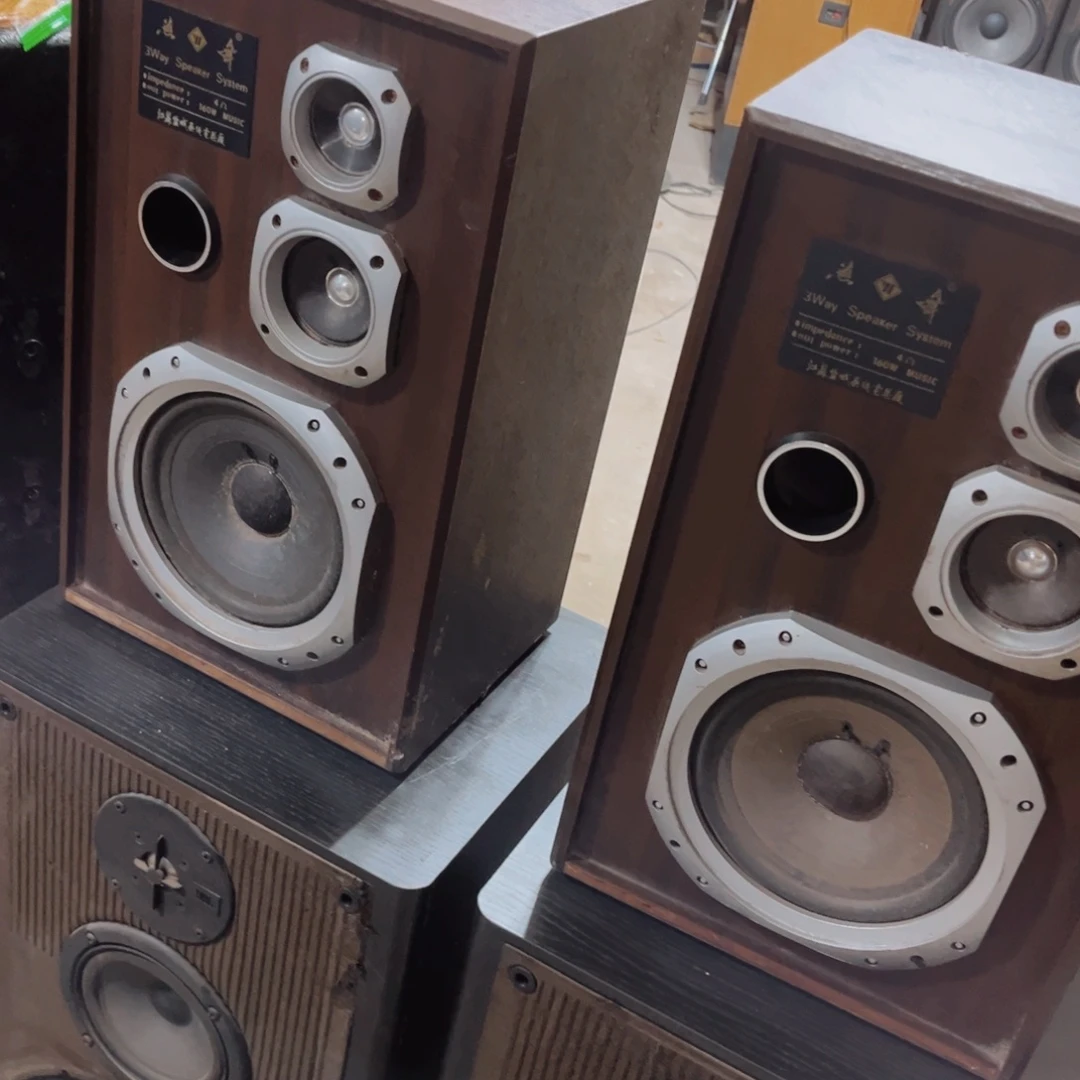 8新燕舞老古董音箱一对，包邮