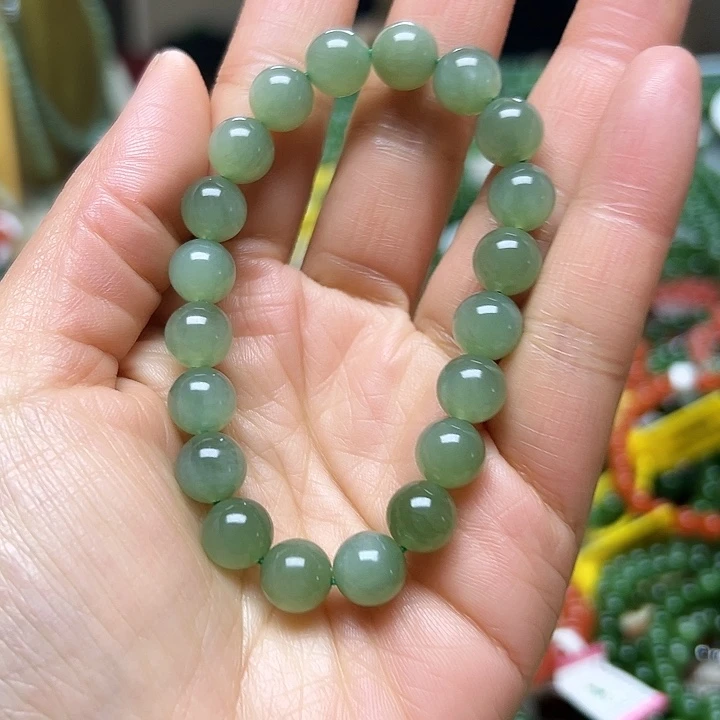 和田玉（碧玉）未镶嵌手链