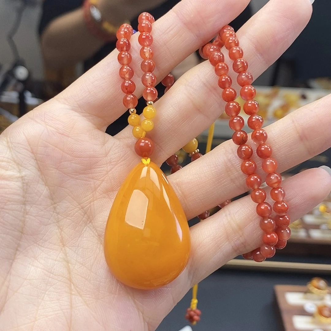 裸石琥珀未镶嵌成品