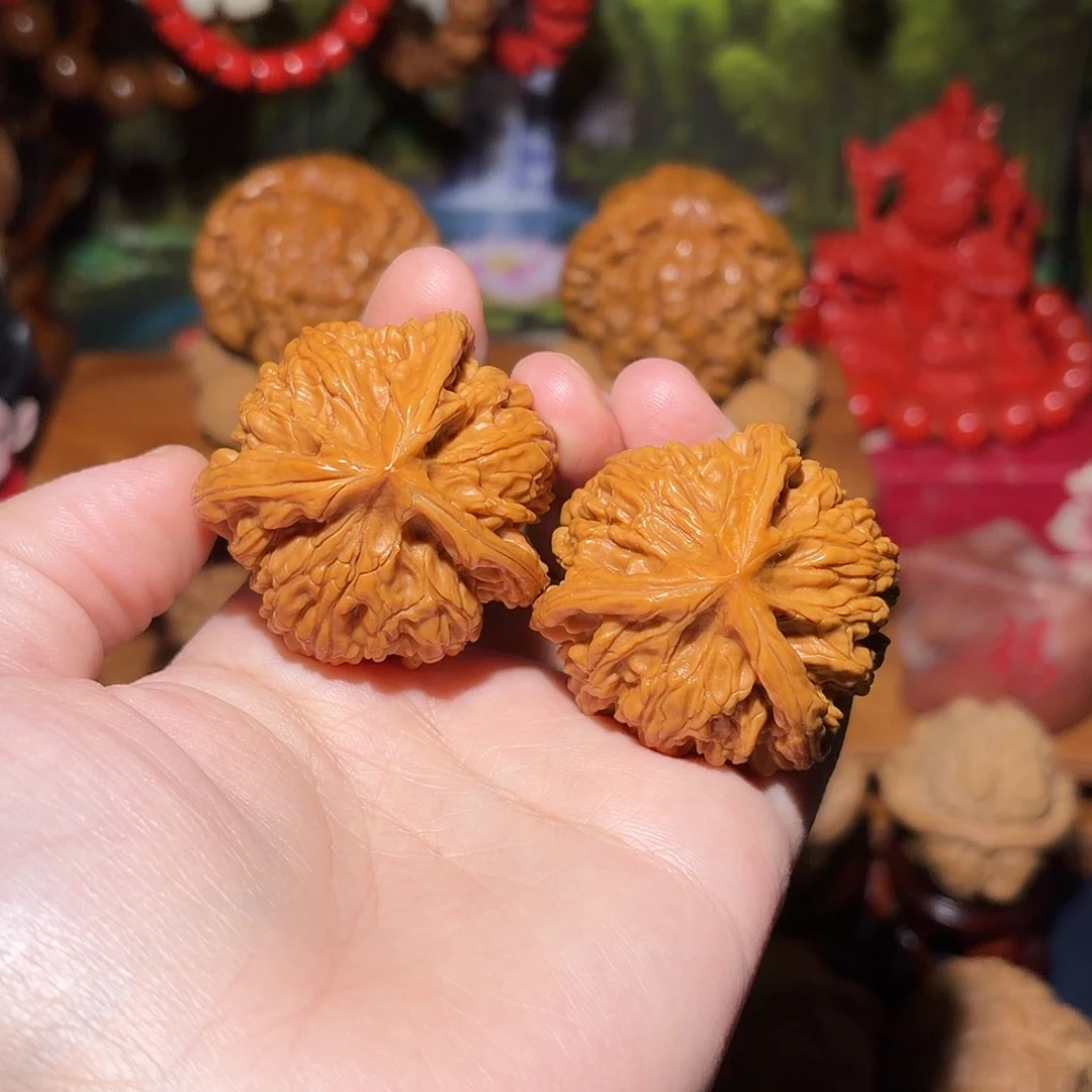 文玩核桃把件43-44大尺寸文山三棱