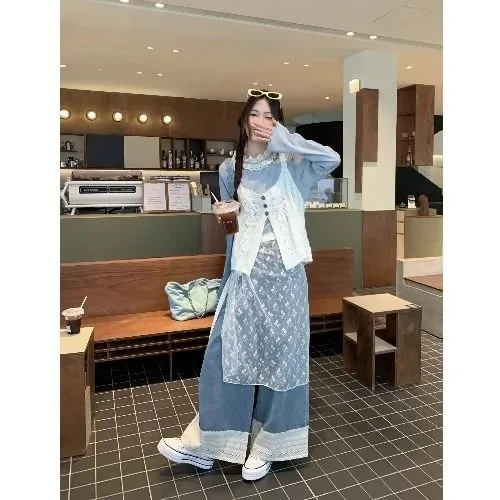 早春穿搭套装2025镂空针织吊带女打底衫T恤上衣围裙牛仔裤四件套