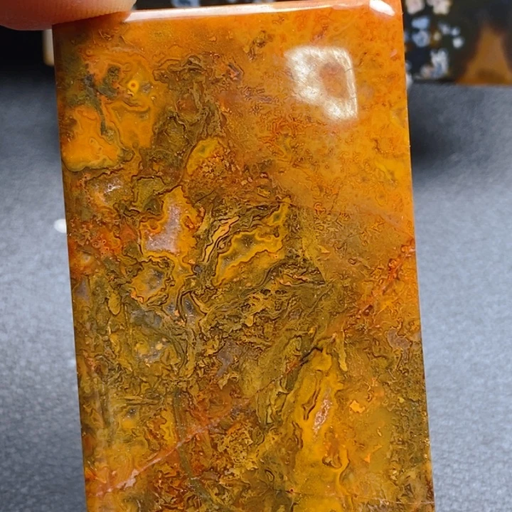 玛瑙/玉髓颈饰未镶嵌小**碟