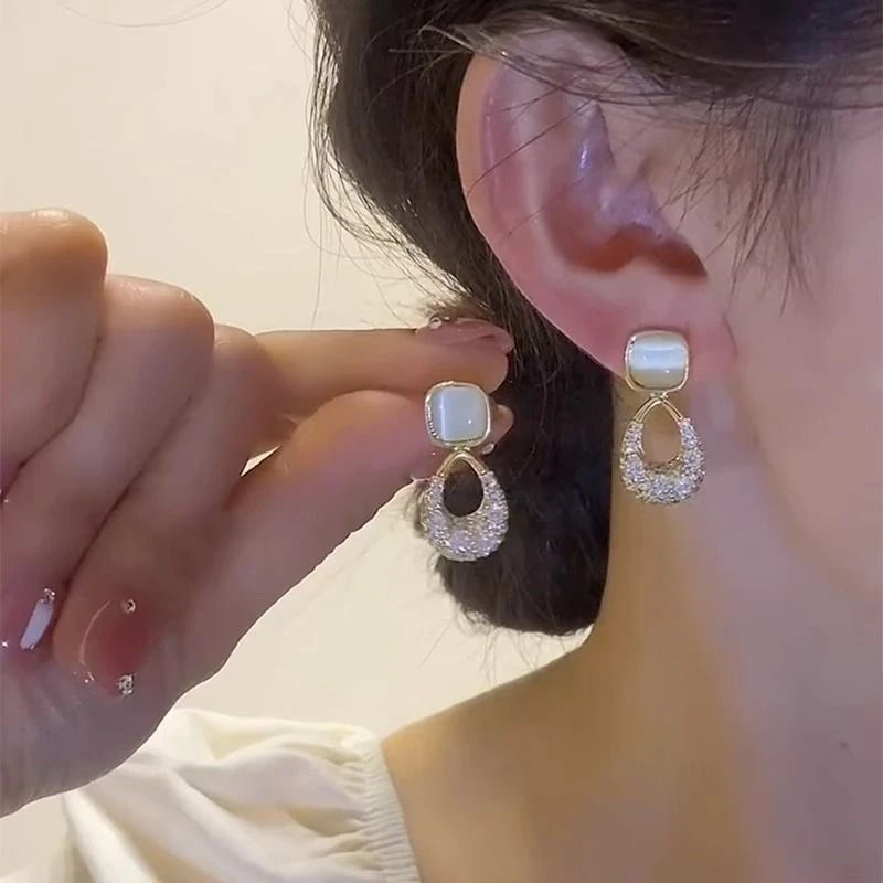 时尚菱形几何仿珍珠耳环高级轻奢耳钉小众设计百搭气质米珠耳饰潮