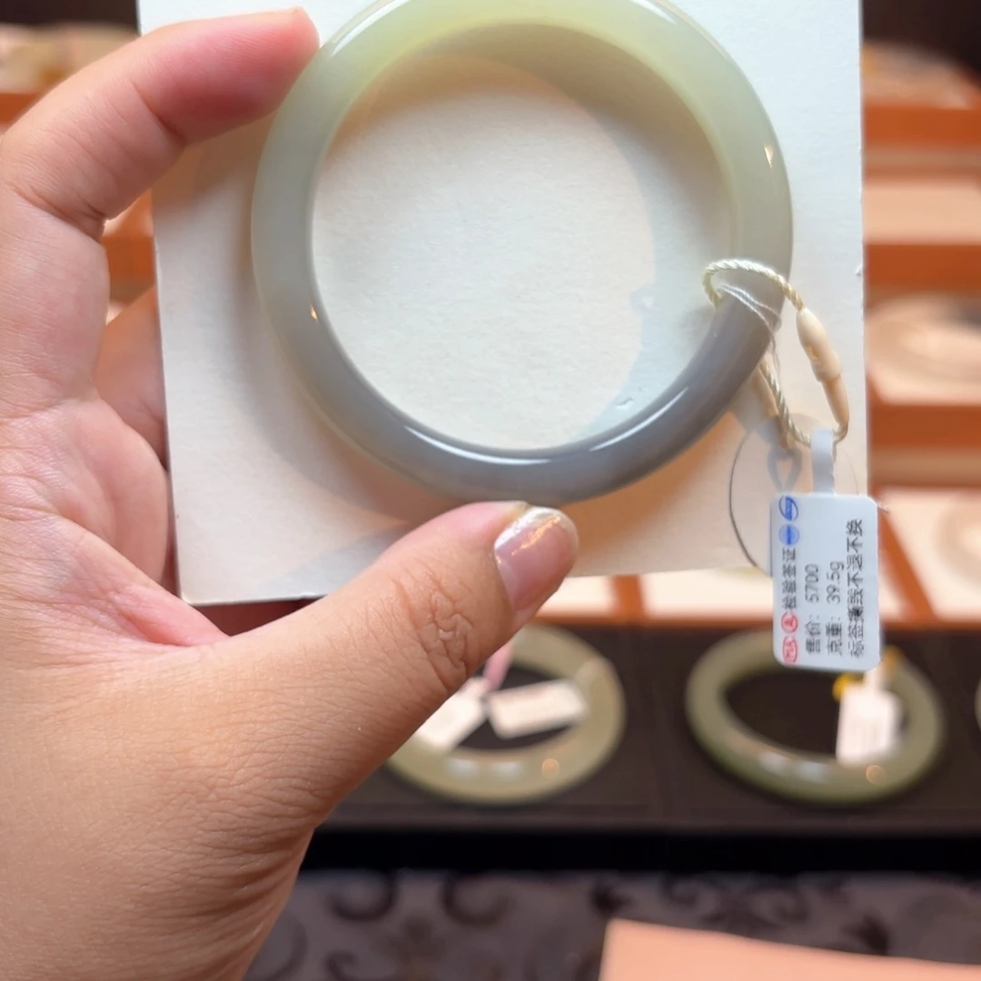 和田玉手镯未镶嵌紫晴双色57