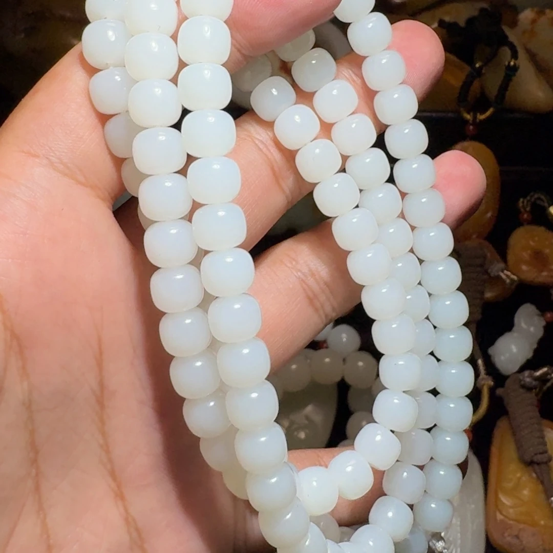 和田玉未镶嵌颈饰墩*児