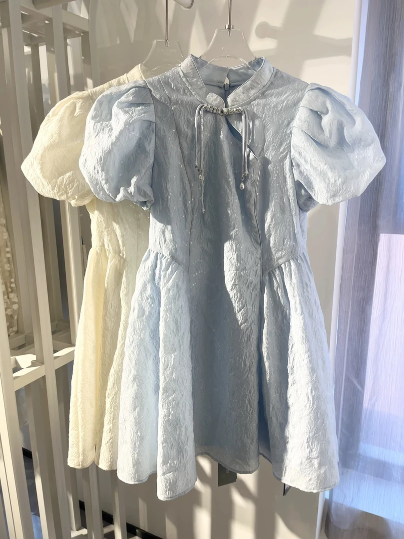 Anyspoor2025夏季新款亮片连衣裙84B211