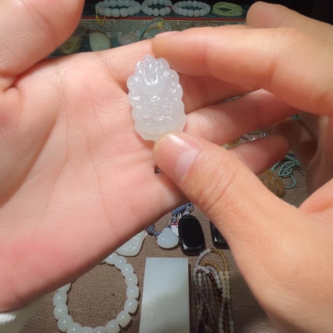 和田玉未镶嵌吊坠(不含链)