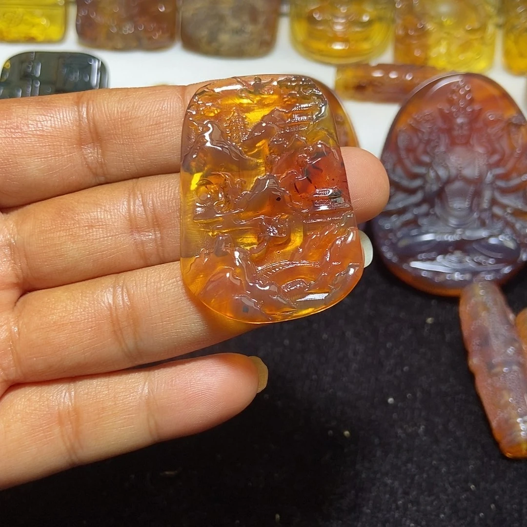 琥珀未镶嵌颈饰缅甸天然琥珀吊坠