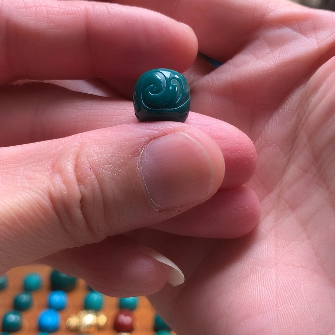 琉璃颈饰博古地狱色12mm