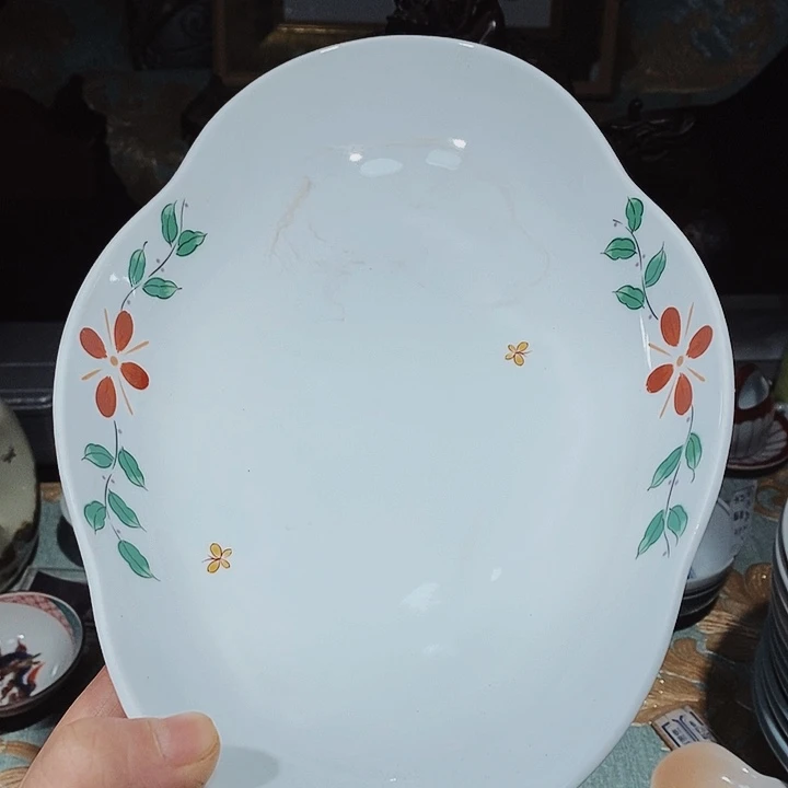 瓷片新年快乐。万事如意