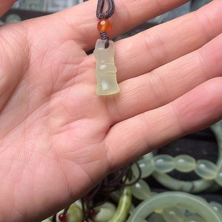 合金蛇纹石玉bai c