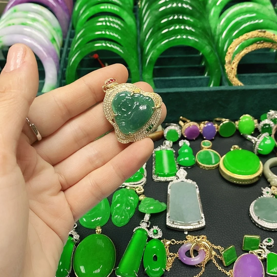 翡翠未镶嵌耳饰用****9吊坠