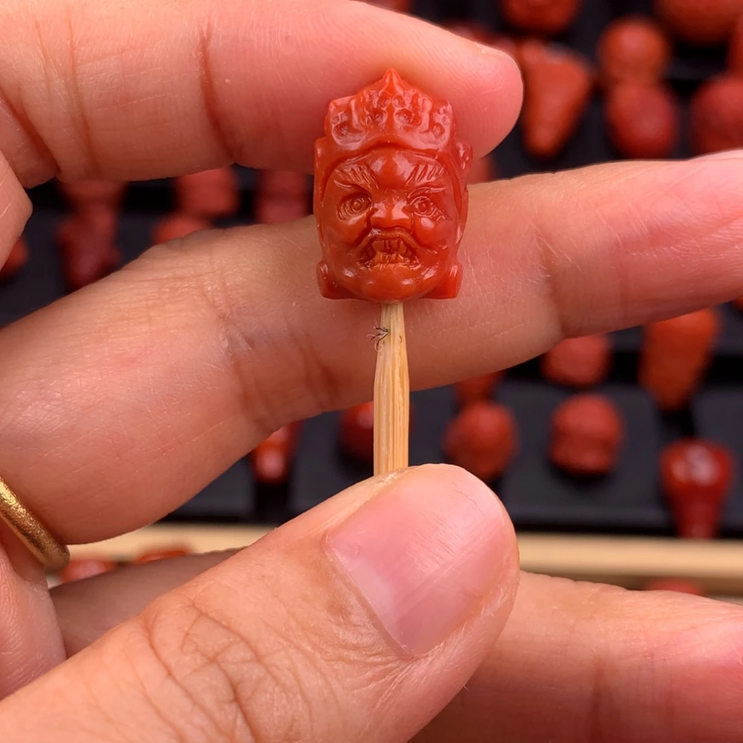 南红玛瑙大黑天背云11.5mm未镶嵌