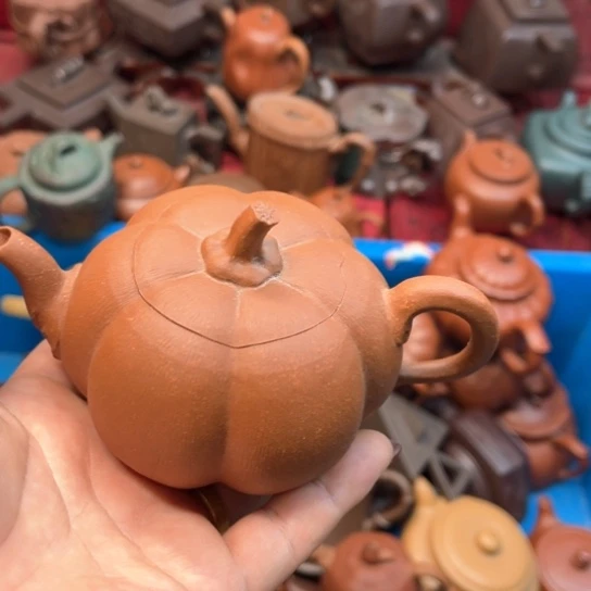 紫砂茶壶茗****馆瑕疵……………………