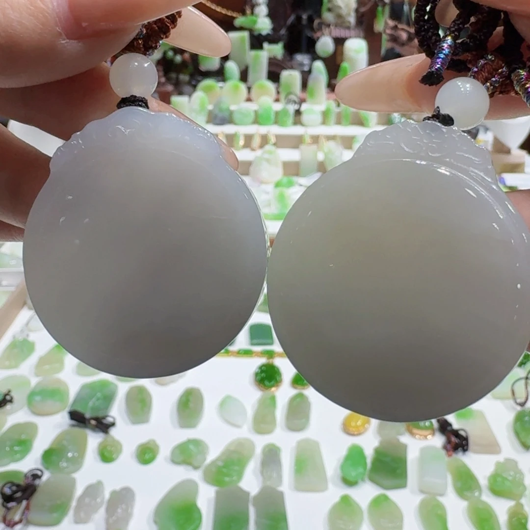 和田玉冰烟紫对牌未镶嵌