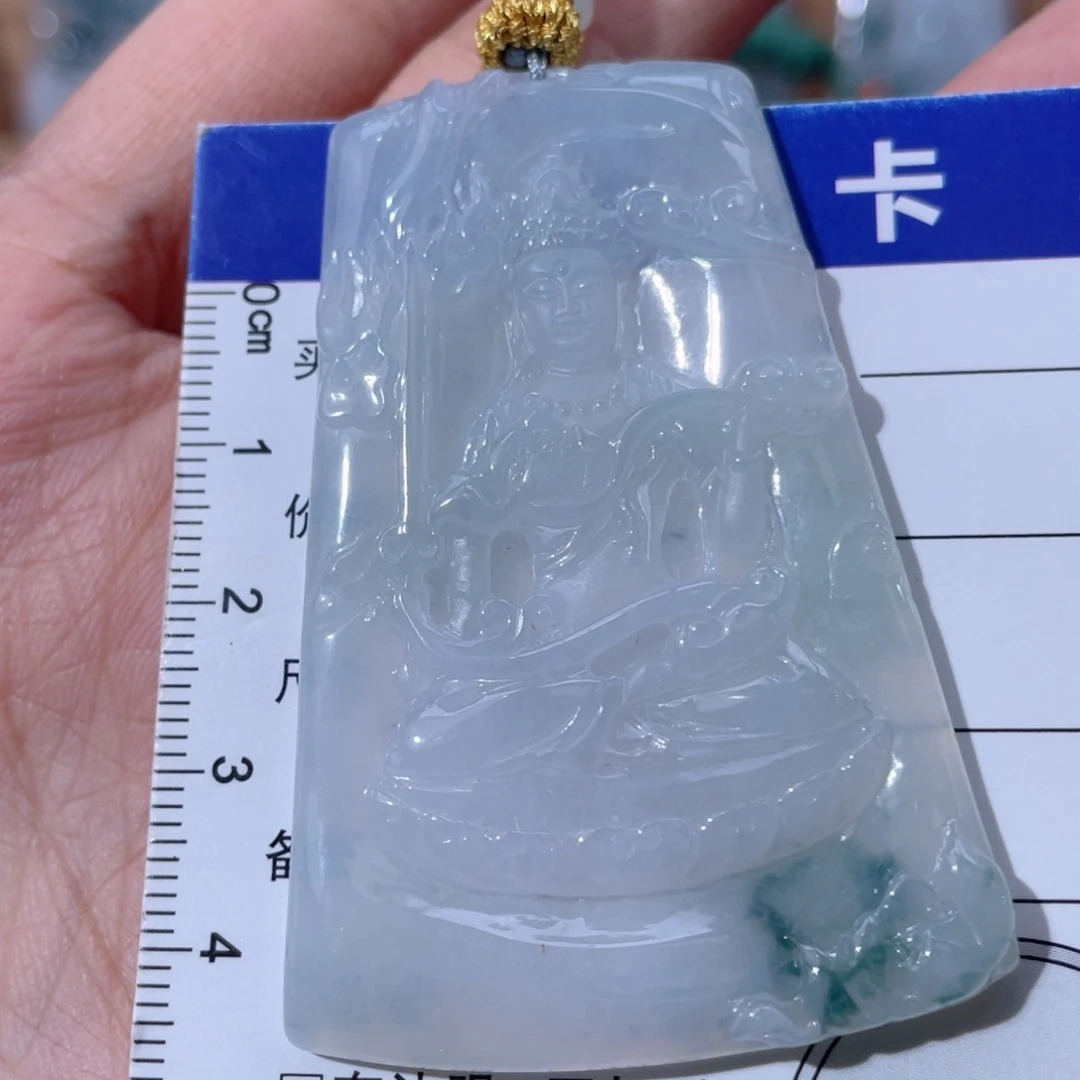 颈饰未镶嵌翡翠虚空藏