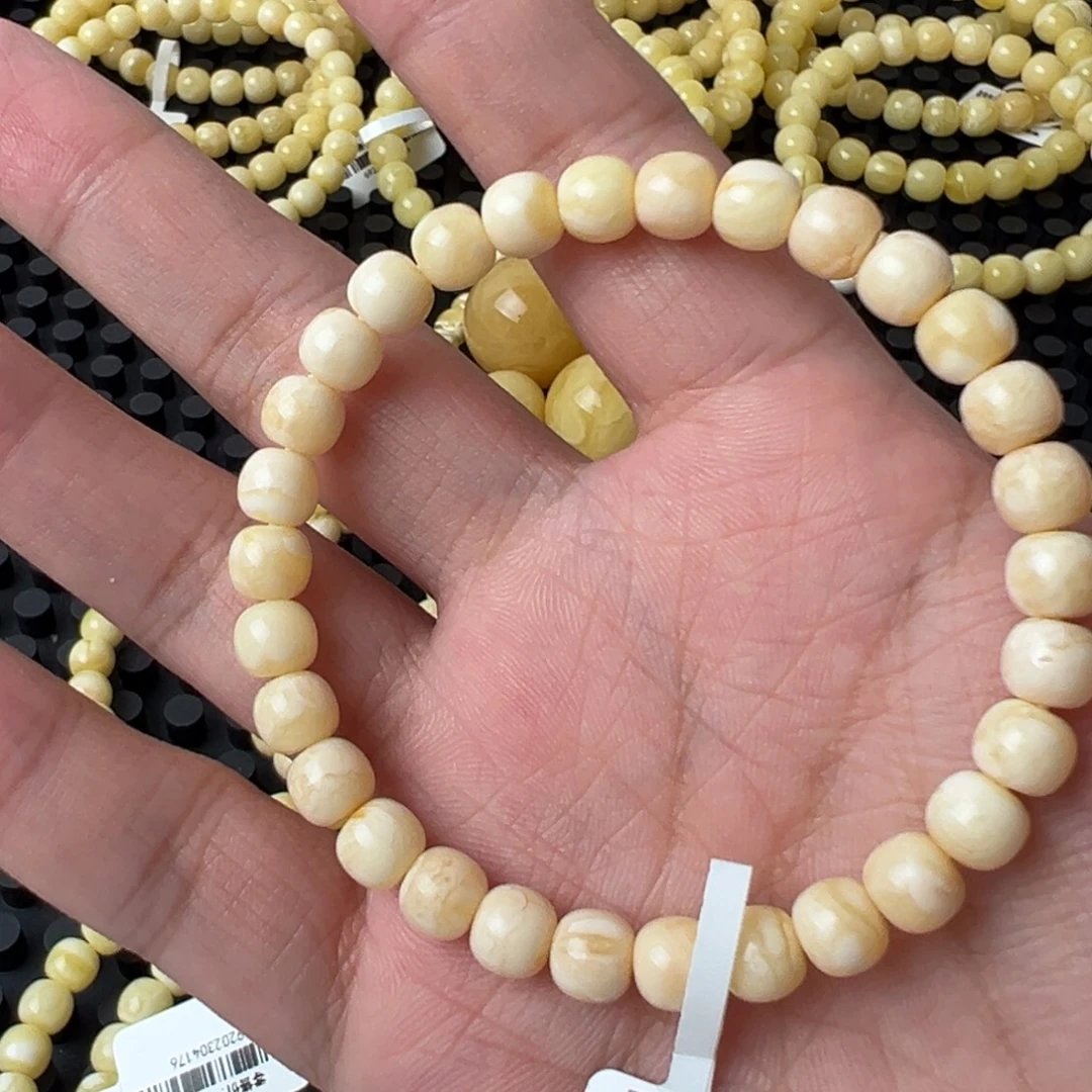 蜜蜡未镶嵌手链6.8