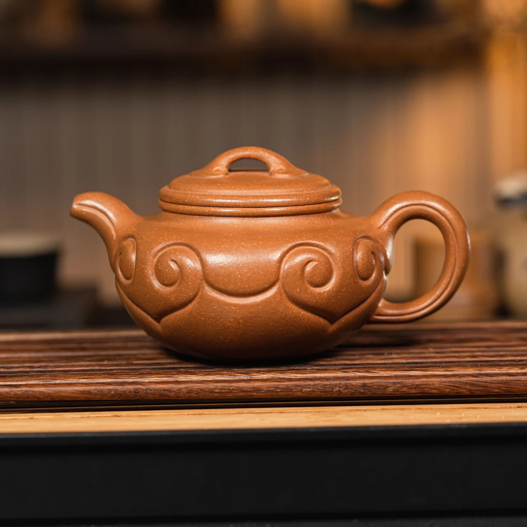 LF3-036 王兰芳   宜兴手工紫砂    仿古如意