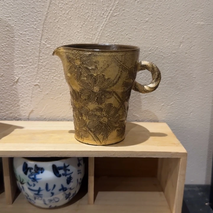 瓷片艾****?哈哈哈哈哈哈哈哈哈哈