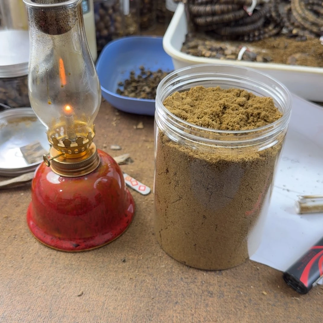 沉香沉香碎屑奇楠沉香锯子粉100克装