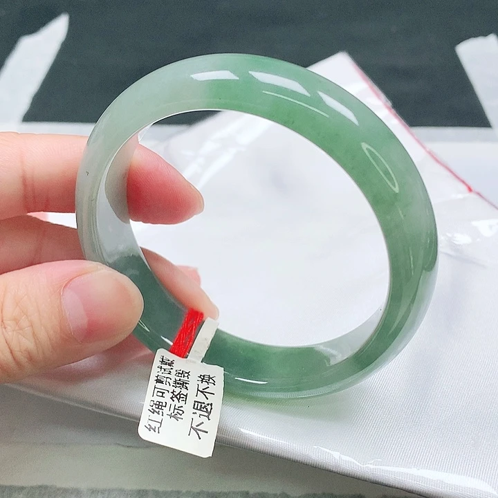 翡翠未镶嵌手镯轮胎58