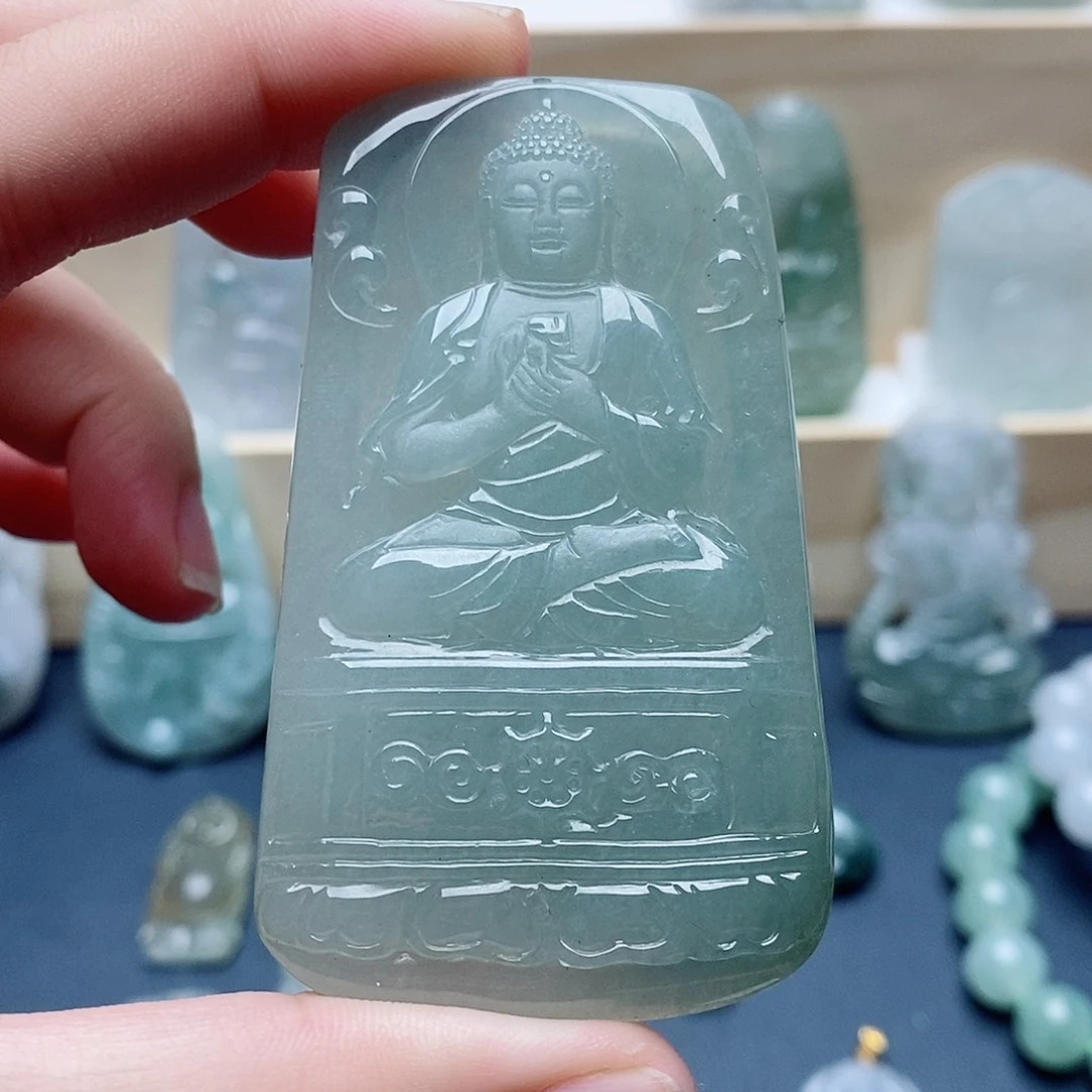 吊坠(不含链)未镶嵌翡翠大日如来