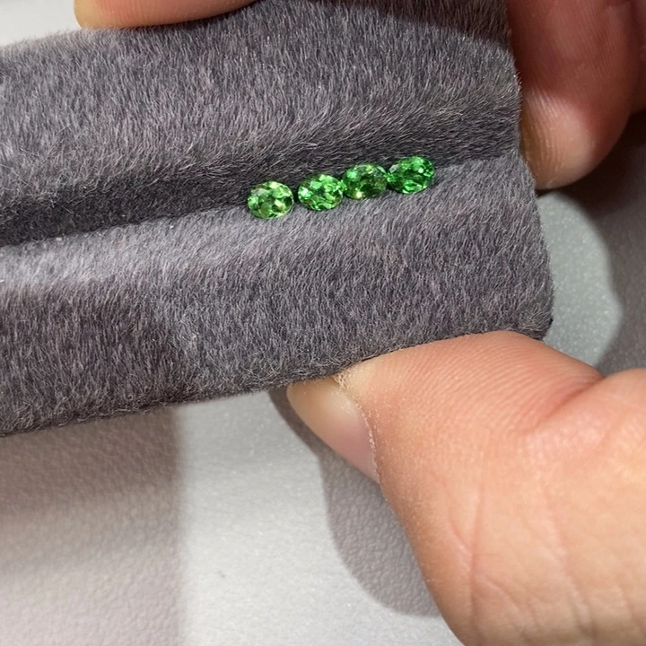 石榴石（沙弗莱）裸石未镶嵌涵**森4粒