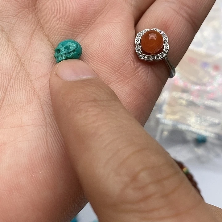 南红玛瑙未镶嵌珠宝奇石