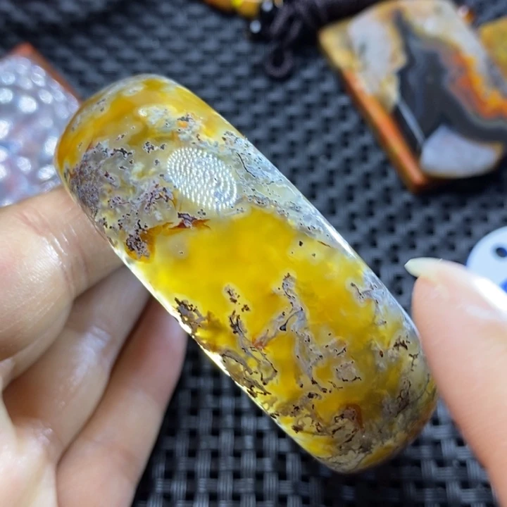 未镶嵌颈饰玛瑙/玉髓L*S