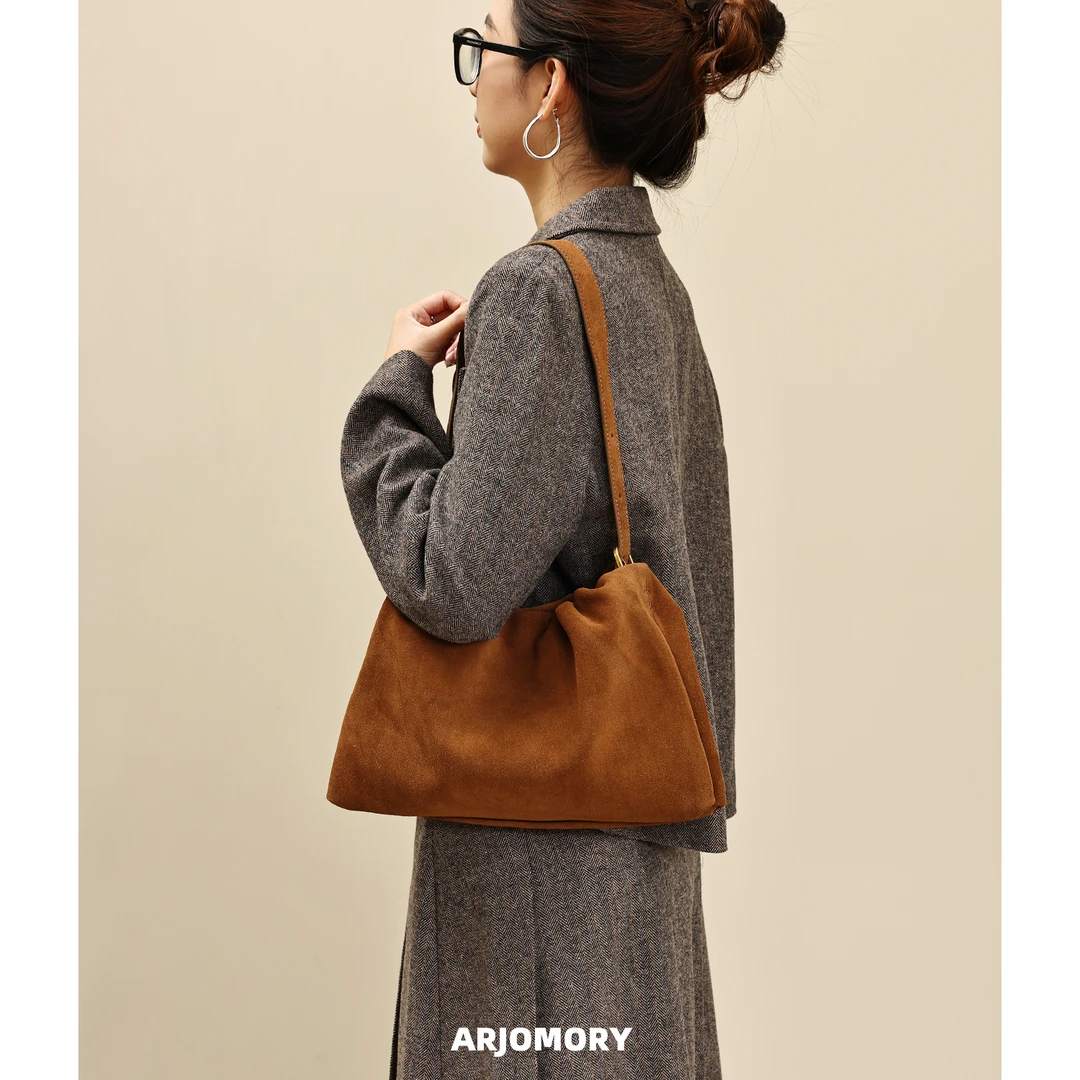 ARJOMORY小众设计麂皮绒云朵包女2025早秋新款复古休闲单肩斜挎包