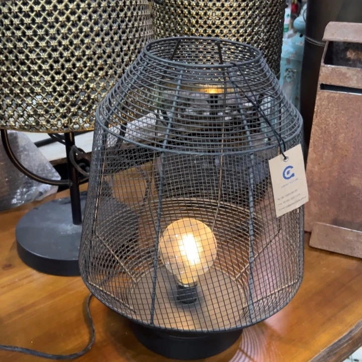 默认瑕疵不退不换