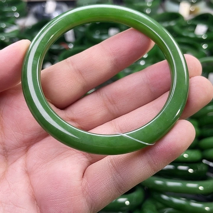 未镶嵌手镯和田玉（碧玉）