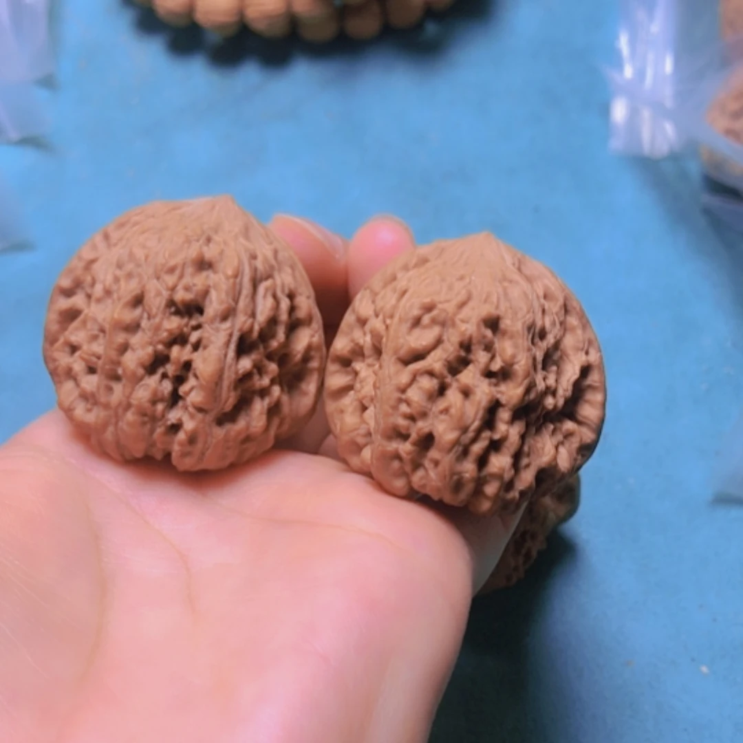 【闪购商品】核桃摆件40平谷凹底修尖