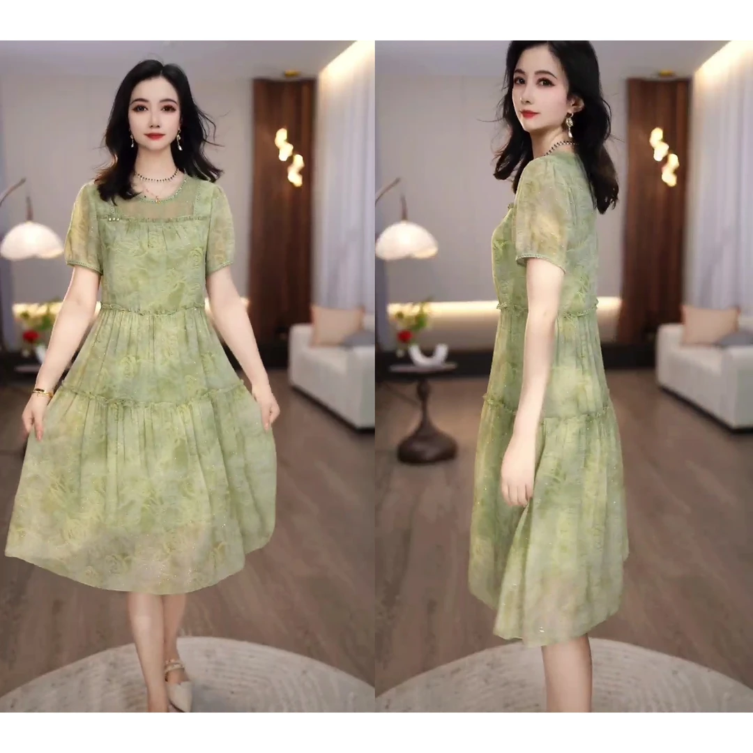 2025夏季新款绿色蕾丝气质活力减龄遮肉洋气宽松女士连衣裙M-4XL