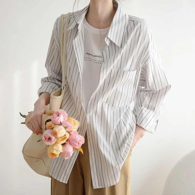 2024年秋季百搭条纹衬衫女宽松长袖港味通勤小众休闲气质衬衣C652