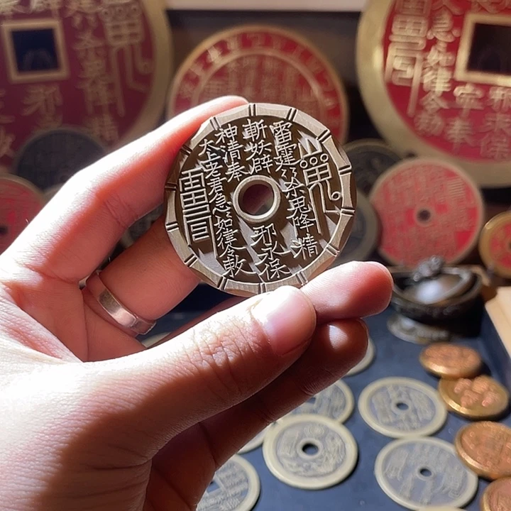 铜矜****现代仿制工艺品