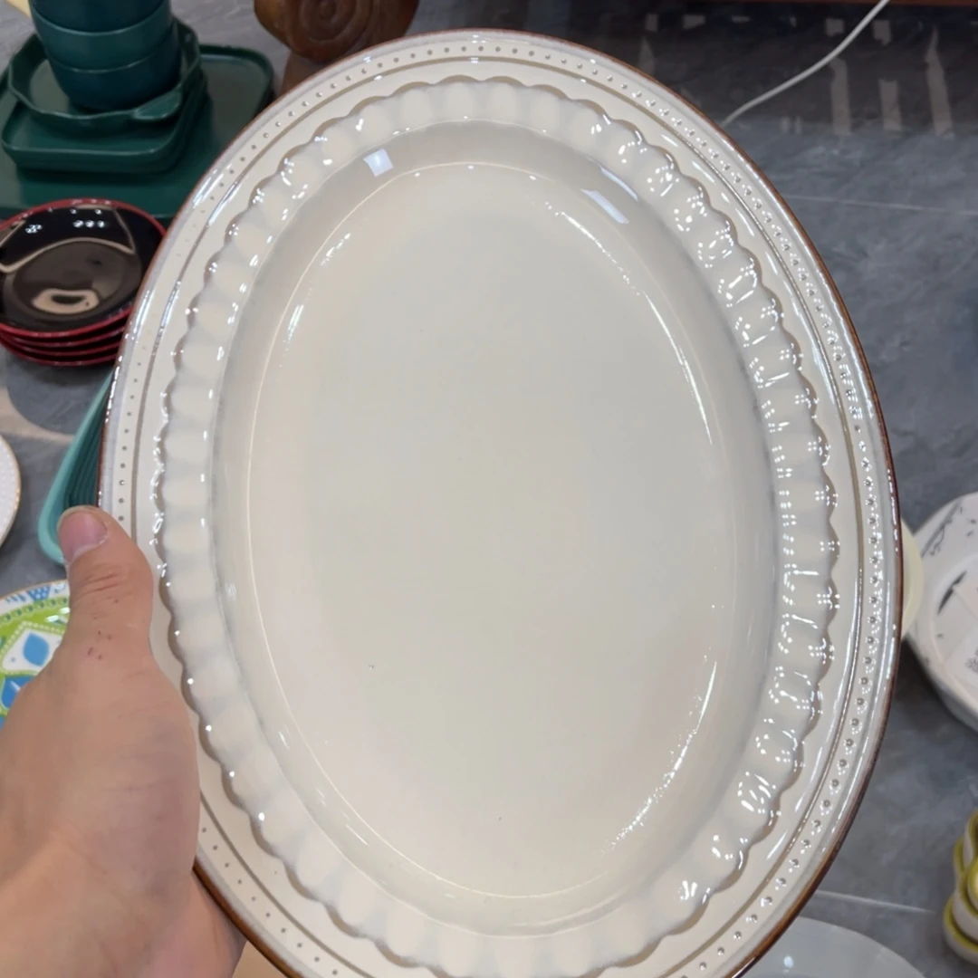 陶瓷微瑕餐具介意勿拍，满18飞！