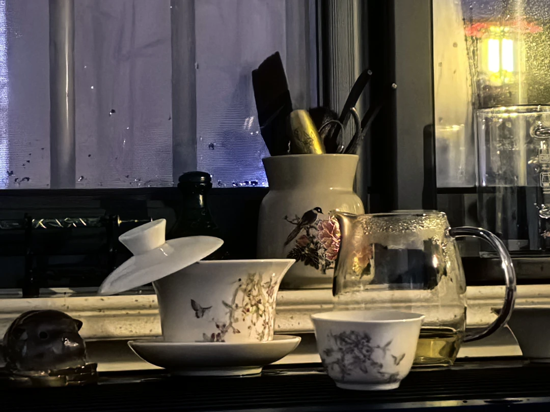 金玫瑰.J德武夷花果香50克罐装（醇厚花香）