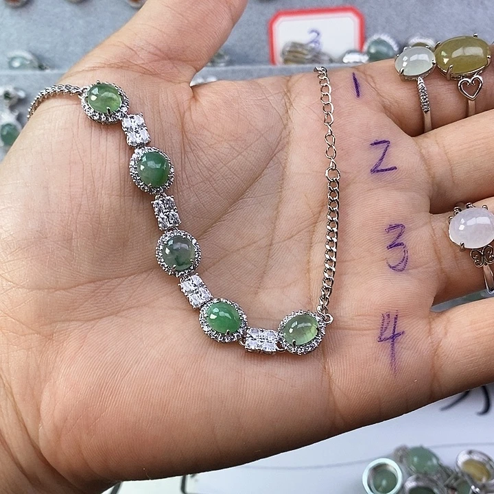 1***1翡翠未镶嵌戒指缅甸