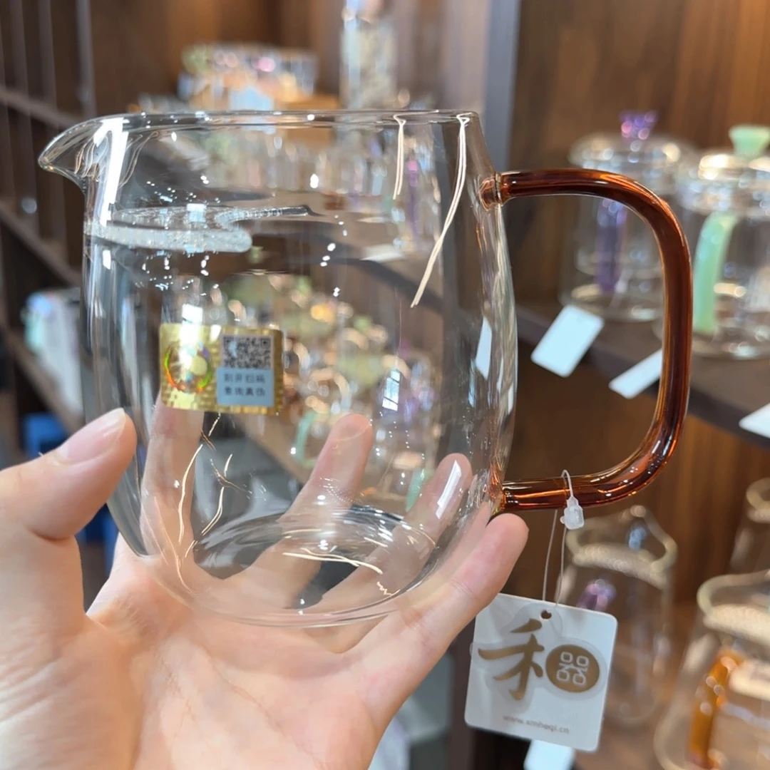 澄然月牙琥珀色。。