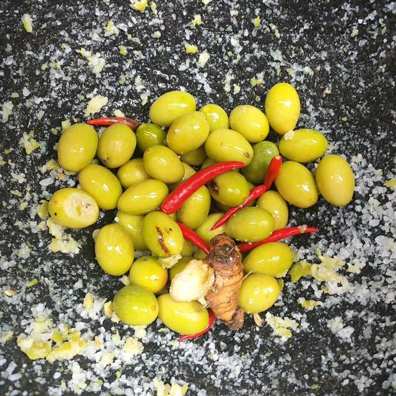 现踏南姜盐渍黄榄今年新鲜腌制橄榄咸辣送粥下饭菜清爽解腻开胃