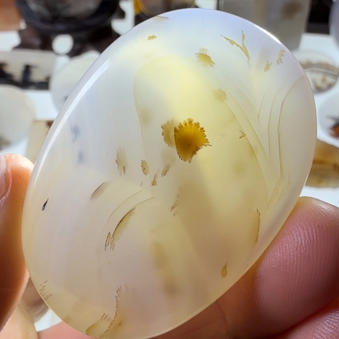 玛瑙/玉髓未镶嵌珠宝半成品