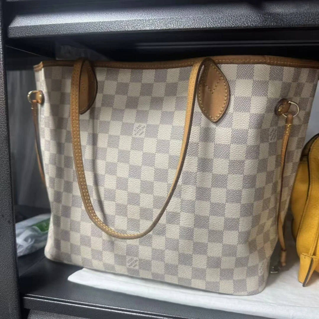 95新 LouisVuitton/路易威登 lv白色棋盘格07017/二手奢侈品包包