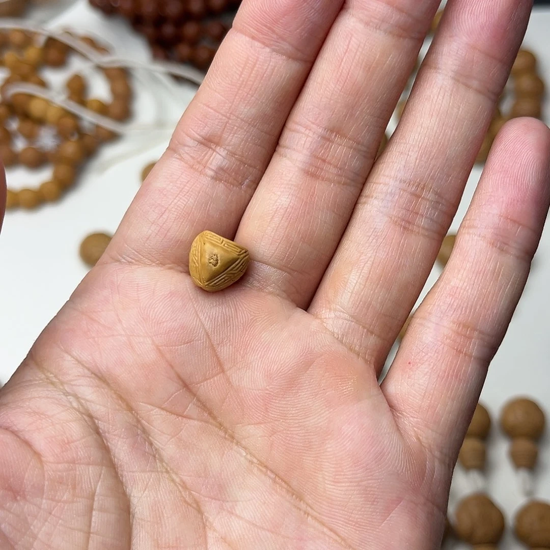 凤眼菩提手串B***y龙塔