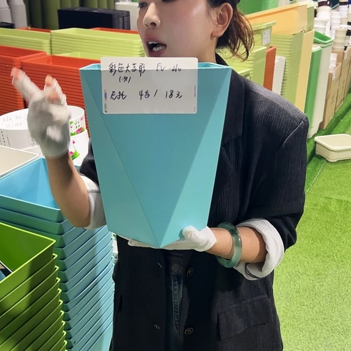 微瑕FV210口21高27白色4只无托